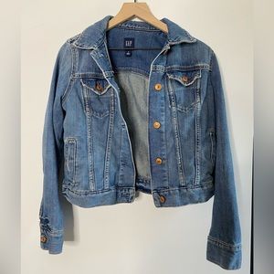 Women’s Gap western Jean Jacket Size Medium